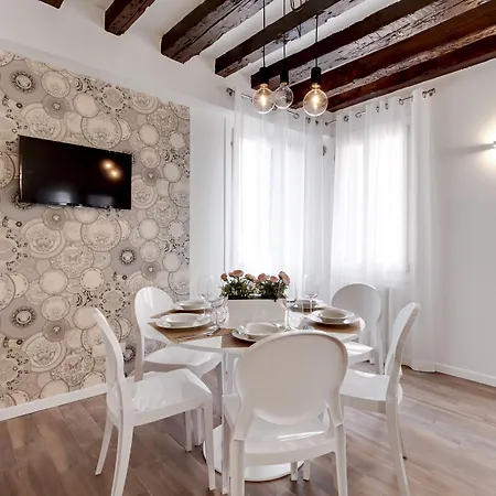 Castello - Laguna Luxury By Wonderful Italy شقة